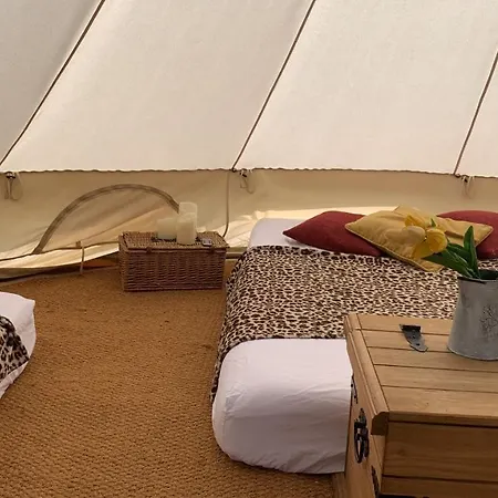 Home Farm Radnage Glamping Bell Tent 6, With Log Burner And Fire Pit High Wycombe Exterior photo